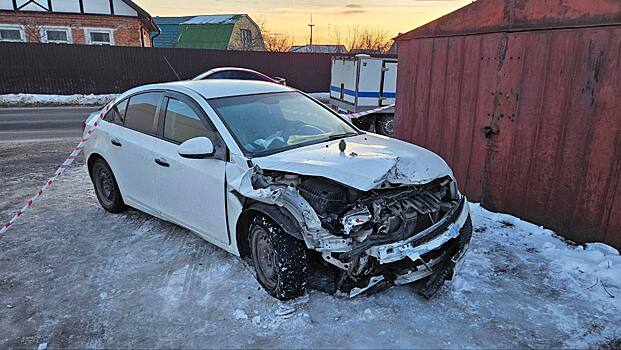 В Курске пьяный виновник ДТП угрожал прохожим муляжом гранаты