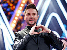 Певец Лазарев раскритиковал директора Дворецкого за любовь к чесноку