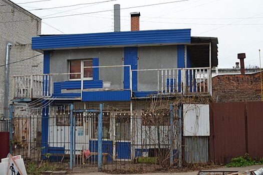 Хозяин нижегородского «дома ужасов» избавился от страшной атрибутики и мусора