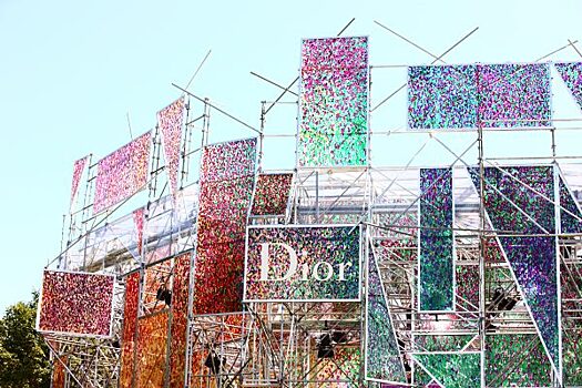Дизайнеры Dior создадут две коллекции без креативного директора