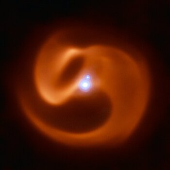 Космический змей — уникальная фотография телескопа VLT