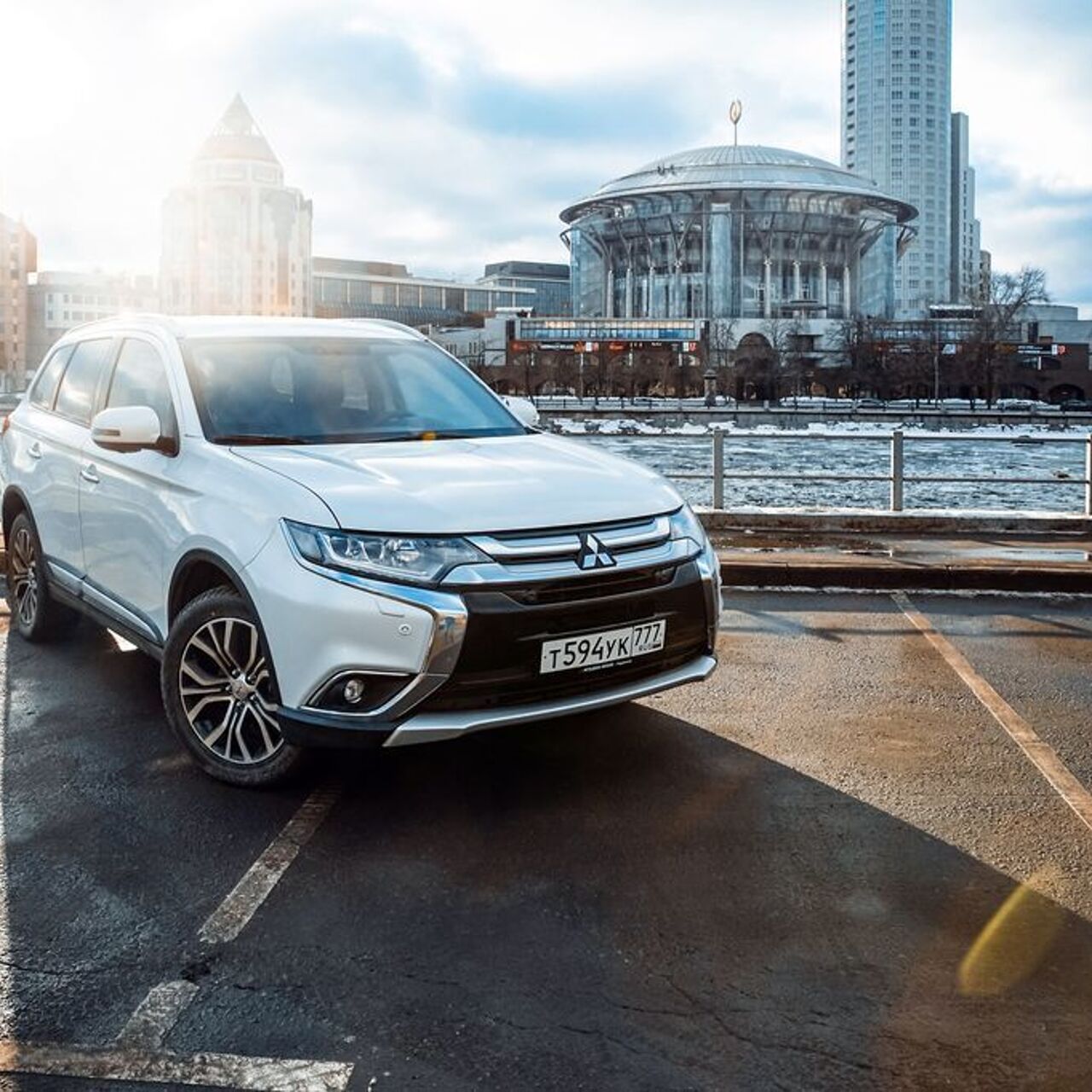 Проверено на верхах. Экзамен для обновлений Mitsubishi Outlander -  Рамблер/авто