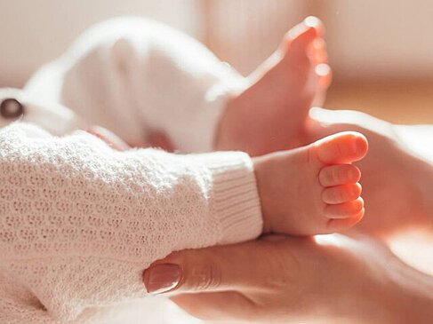 В Уфе родители ушли из дома и оставили 9-месячного ребенка одного