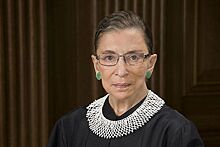 Судья Рут Гинзбург вернулась в Верховный суд США после перелома ребер