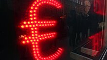 Курс евро превысил в обменниках 100 рублей