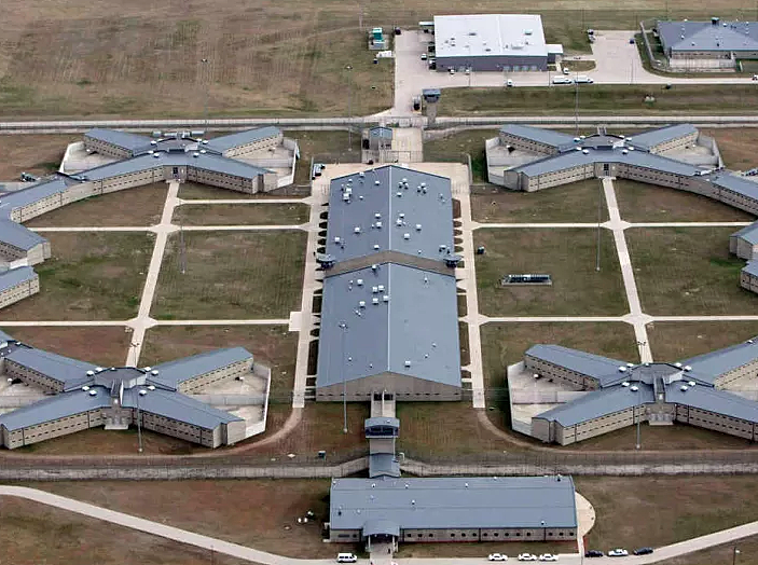 Тюрьма ADX Florence — место для размещения опаснейших преступников в США