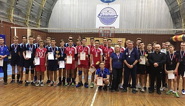 Первенство Ленобласти по волейболу среди юношей прошло в Приморске