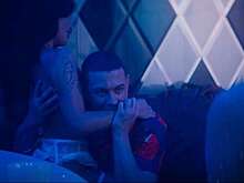 Актер Никита Кологривый повторил прошлогодний инцидент с укусом в "Методе‑3"