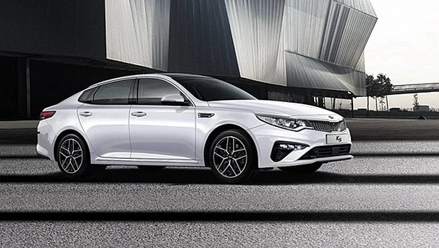 Представлен обновленный седан Kia Optima