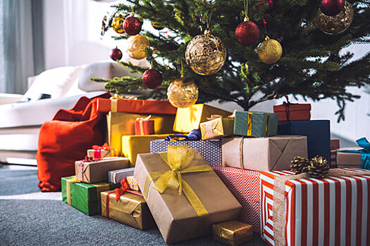 FoxNews: из-за инфляции 37% американцев откажутся от рождественских подарков