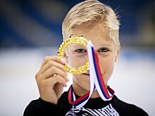 13-летний русский фигурист выступает за Канаду. Он тренируется в одной группе с Медведевой
