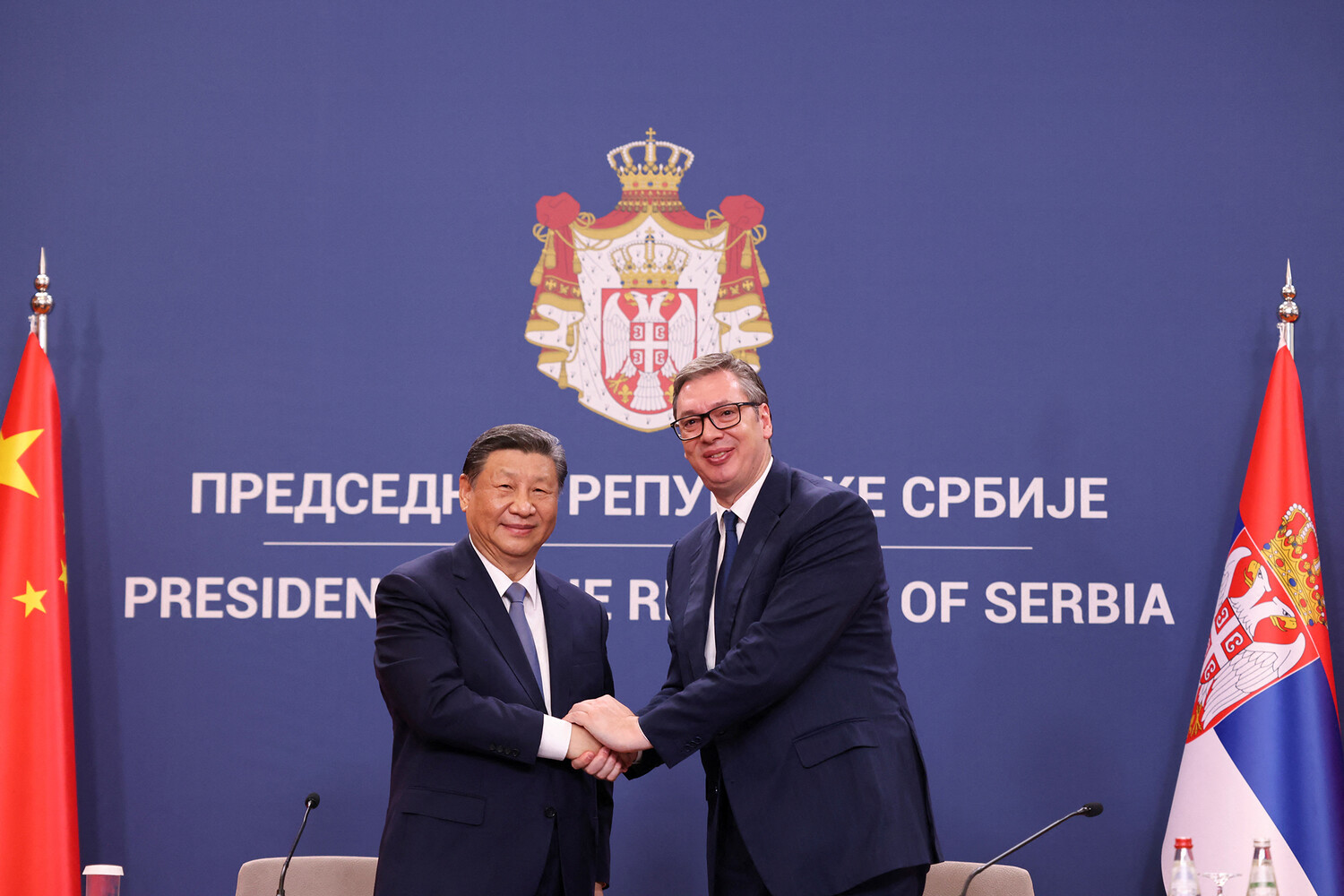 Си Цзиньпин заявил, что Китай поддерживает Сербию в вопросе с Косово