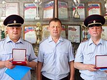 В ЮВАО полицейских отметили наградами