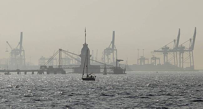 Турция гарантировала безопасный проход судов с зерном из украинских портов