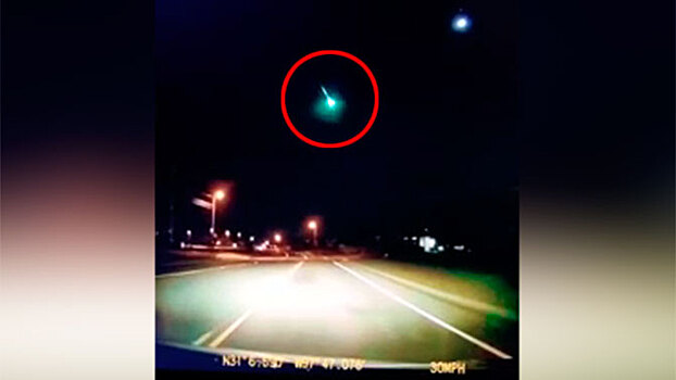 НЛО над Техасом: огненный шар в ночном небе сняли на видео
