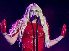 Поп-исполнительница Кеша выпустила композицию Delusional