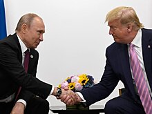 CNN: Трамп поручил помощникам организовать телефонный разговор с Путиным