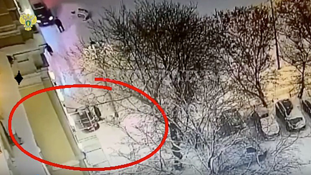 Пьяный москвич угнал машину курьера, чтобы поехать в гости. Видео
