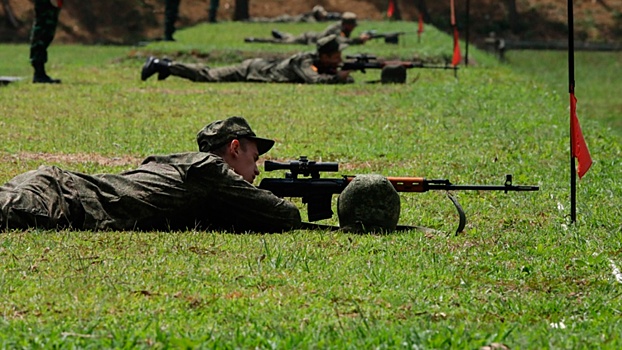 Самые меткие: во Вьетнаме стартовал индивидуальный зачет конкурса «Снайперский рубеж»