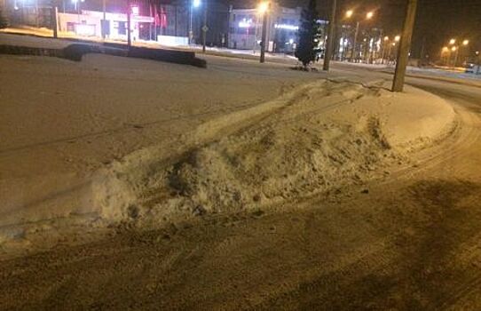 Пьяный мужчина угнал машину с автомойки