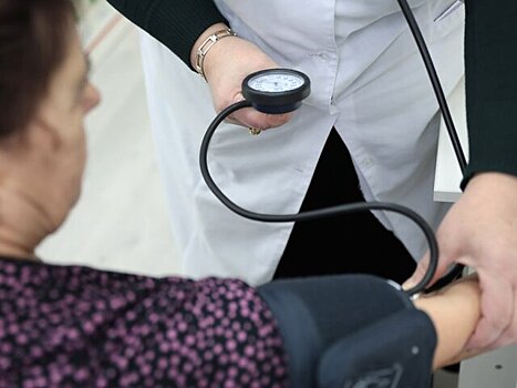 Минздрав предложил продлить срок лечения пациентов с гипертонией до 12 месяцев