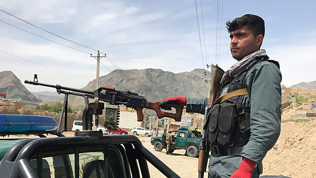В Афганистане около 11 полицейских погибли при подрыве автомобиля