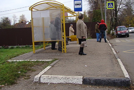 В Подмосковье установили требования к указателям на остановках межрегиональных маршрутов