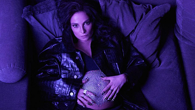 Певица Светлана Светикова родила третьего ребенка