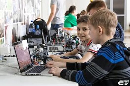 В СГТУ прошел отборочный этап всероссийской робототехнической олимпиады