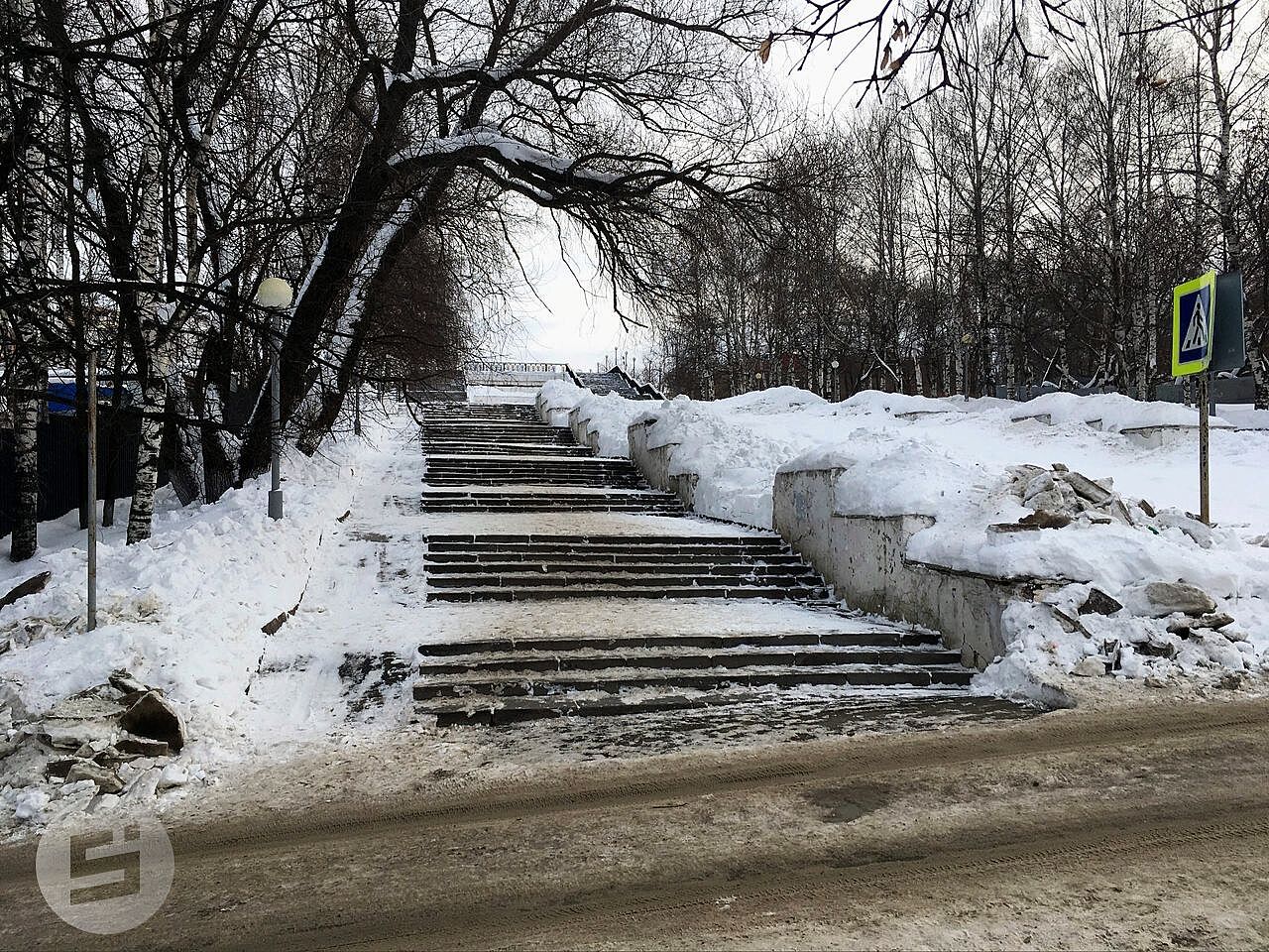   Реконструкцию спуска к набережной в Ижевске закончат к осени 2021 года  