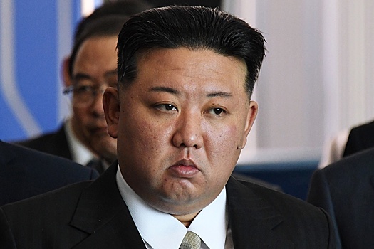 Ким Чен Ын призвал обозначить Южную Корею в конституции как "врага номер один"