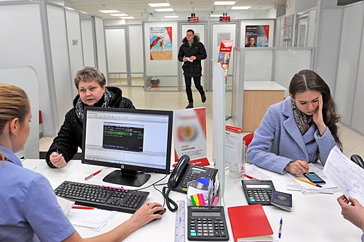 Куда вложить деньги обычным россиянам на фоне высокой ставки Центробанка