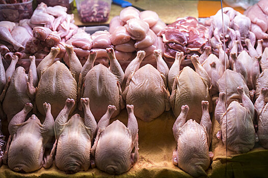 Новый год без курятины? На армянских прилавках нашли 35 тонн заразного мяса