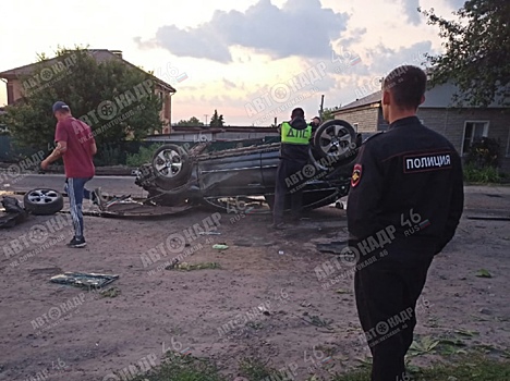 СМИ: знаменитый гонщик Куренбин сгорел в автомобиле марки Porsche в Ленобласти