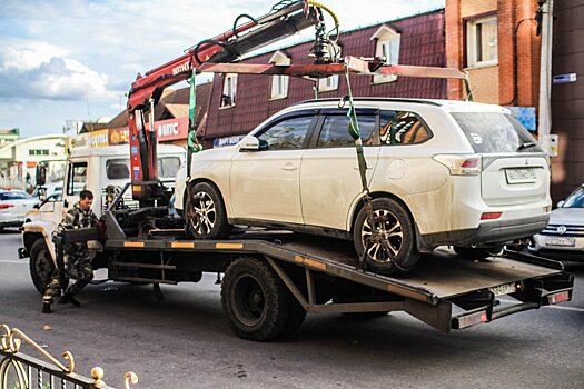 Более 22 тыс. неправильно припаркованных машин эвакуировали с улиц Подмосковья в январе-феврале