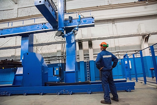 В Курганском индустриальном парке появился первый робот-сварщик