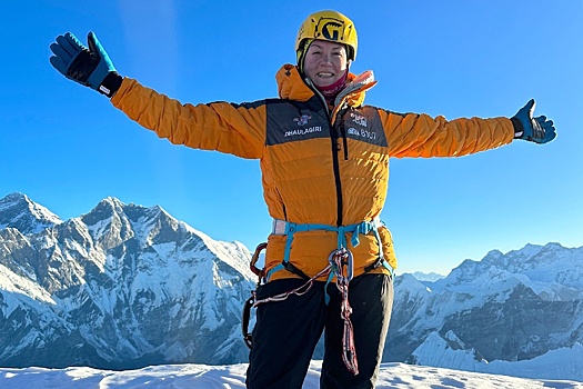 Третья из женщин РФ покорившая Эверест россиянка не рискнула идти на пик Победы