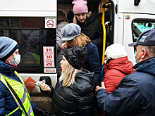 В Кремле оценили возможность новых антиковидных ограничений