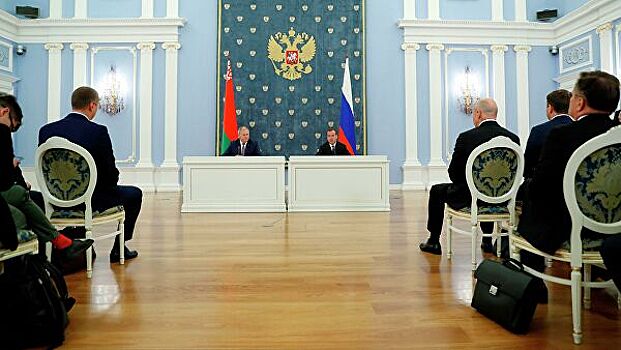 Медведев назвал сроки подготовки документов по интеграции с Белоруссией