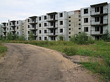 «Успели построить только три этажа». Крупный застройщик в Челябинской области обанкротился