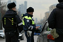 Водителей иномарок наказали за дрифт с фейерверками в Москве