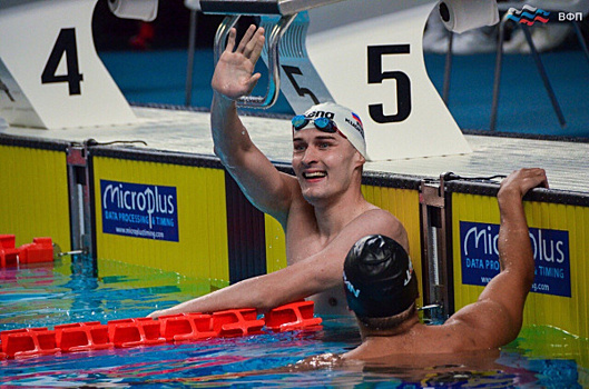 Итоги чемпионата по плаванию для сборной Самарской области: "золото" для Александра и "бронза" для Софьи