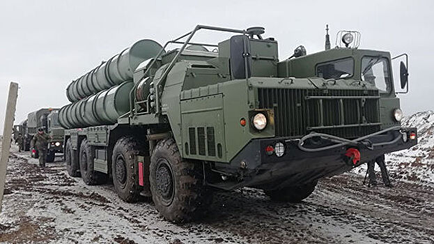 Полк С-400 заступит на боевое дежурство под Петербургом