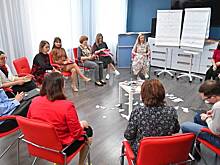 Москвичам рассказали о работе столичных школ приемных родителей