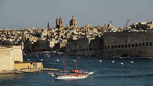 Мускат "перебродил", или В поисках российского заговора на Мальте