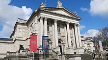 Британская галерея Тейт разрывает связи с Вексельбергом и Авеном
