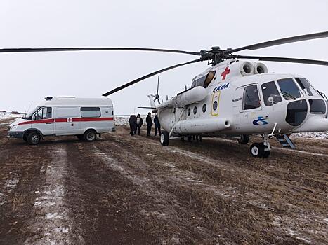 Пострадавших при взрыве газа в селе Бриент на вертолетах доставили в Оренбург