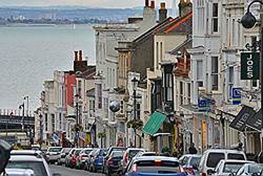 В Британии впервые за четыре года подняли тарифы на электричество