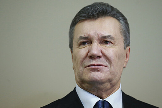 Янукович призвал Зеленского любой ценой прекратить кровопролитие на Украине