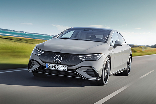 Электроседан Mercedes-Benz EQE оказался дешевле S-Class